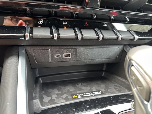 2025 Chevrolet Colorado Z71 photo 20