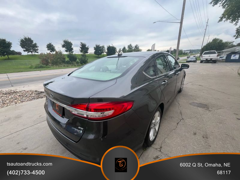 2018 Ford Fusion SE Hybrid photo 5