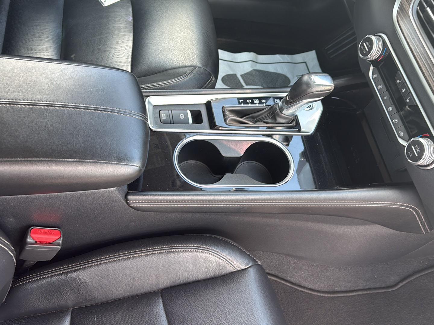 2020 Nissan Altima Platinum photo 10