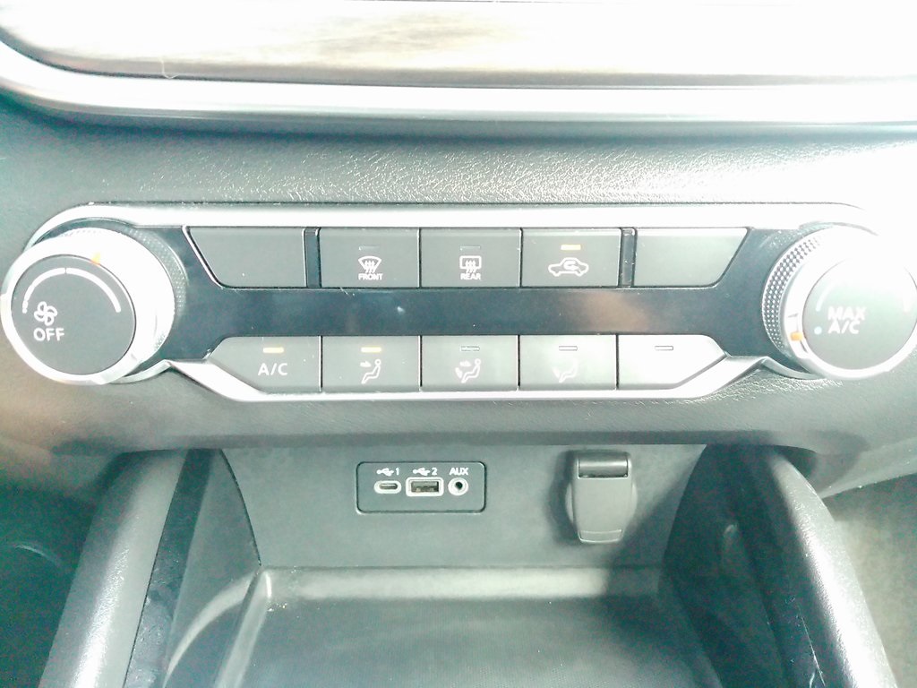 2024 Nissan Altima 2.5 SV photo 27