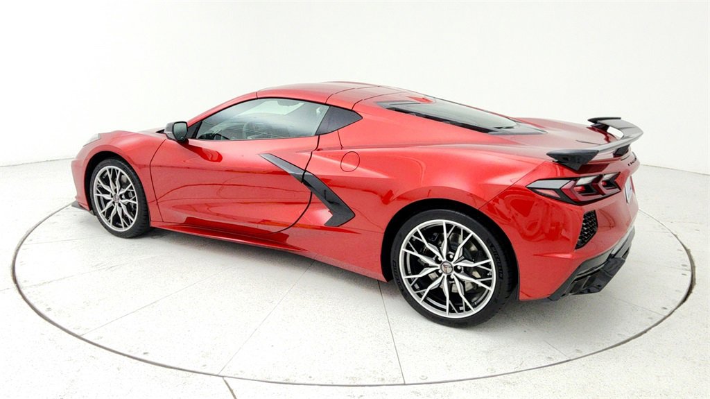 2026 Chevrolet Corvette Stingray 2LT photo 3