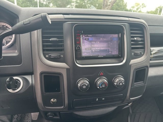 2013 Ram 1500 Express photo 9