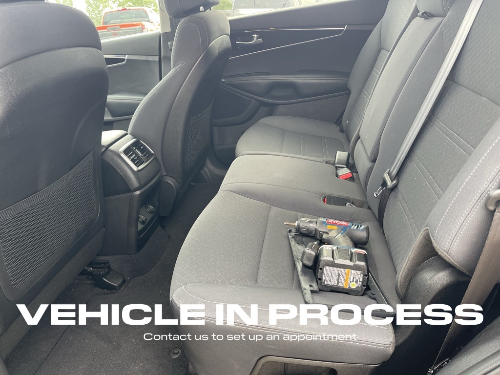 2017 Kia Sorento LX photo 9