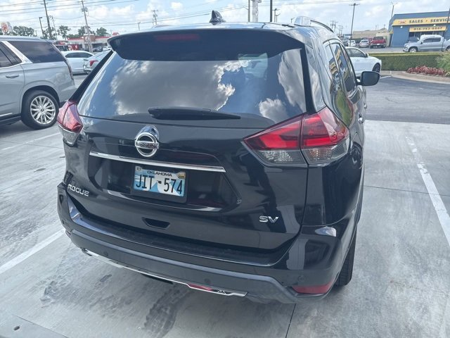 2019 Nissan Rogue SV photo 7