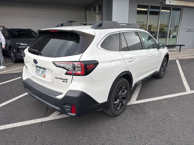 2021 Subaru Outback Onyx Edition XT photo 3