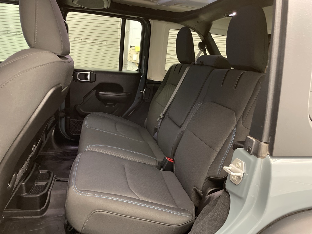 2024 Jeep Wrangler Rubicon 4xe photo 18