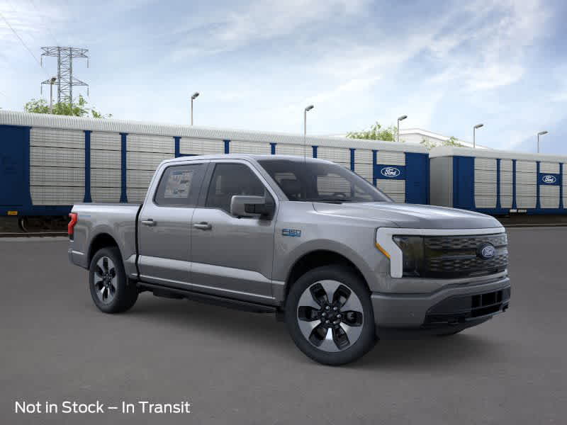 2025 Ford F-150 Lightning Platinum photo 7