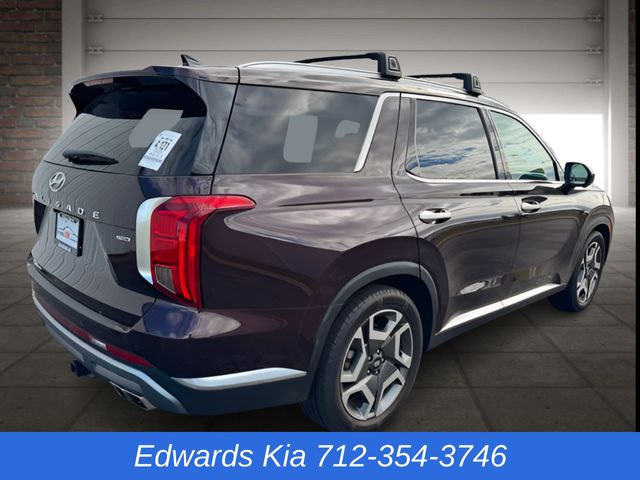 2023 Hyundai Palisade Limited photo 2