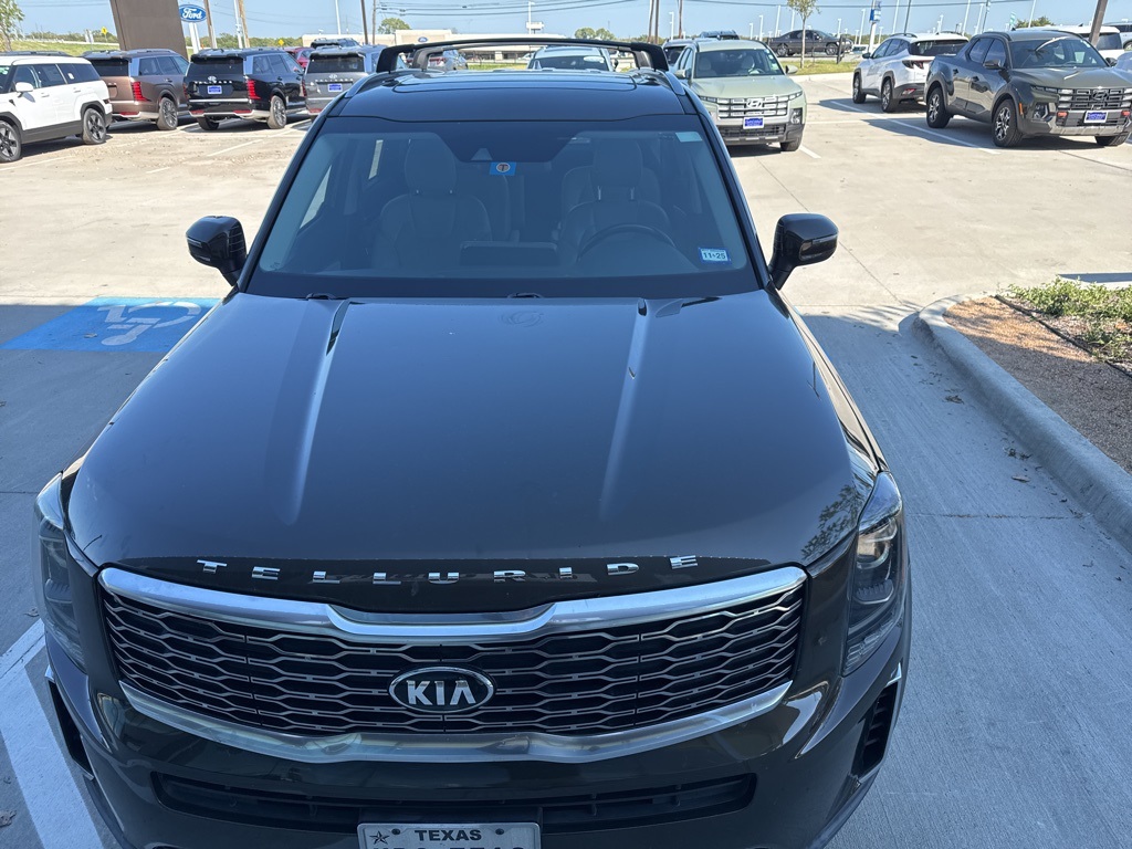 2020 Kia Telluride S photo 2