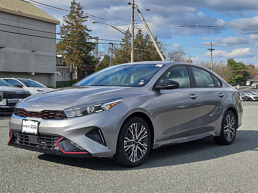 2023 Kia Forte GT-Line photo 3