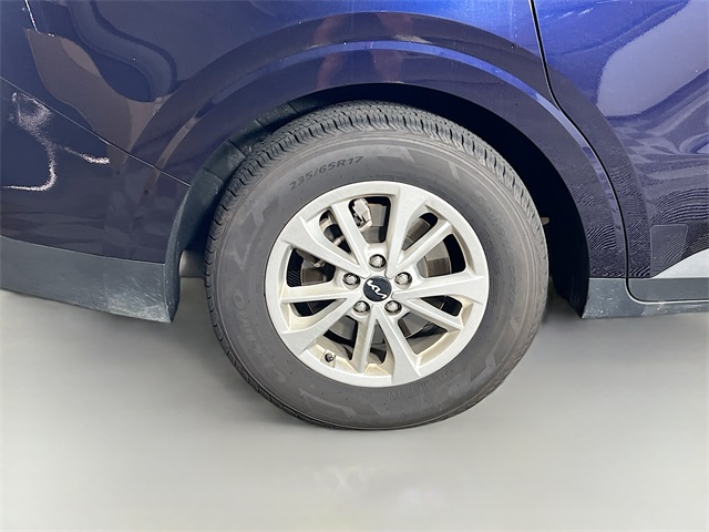 2024 Kia Carnival LX photo 31