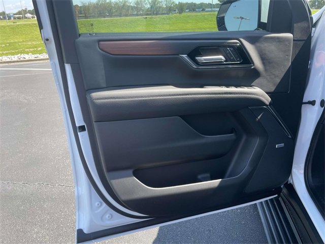 2025 Gmc Yukon Denali photo 14