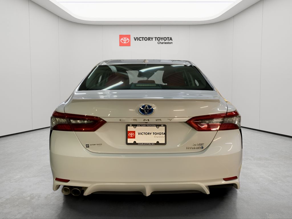 2024 Toyota Camry Hybrid XSE photo 4