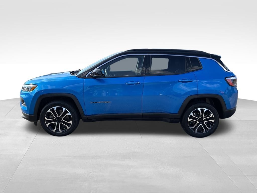 2023 Jeep Compass Limited photo 2