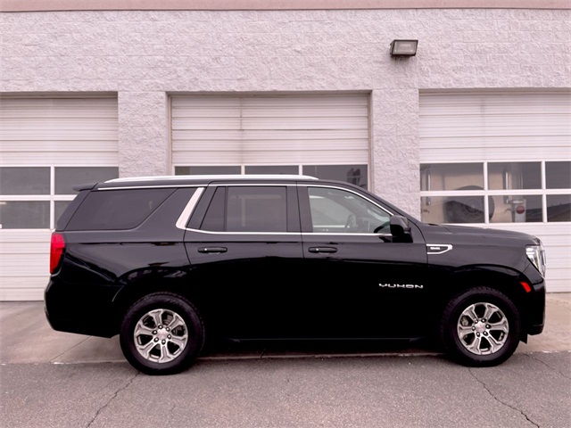 2022 GMC Yukon SLE's photo