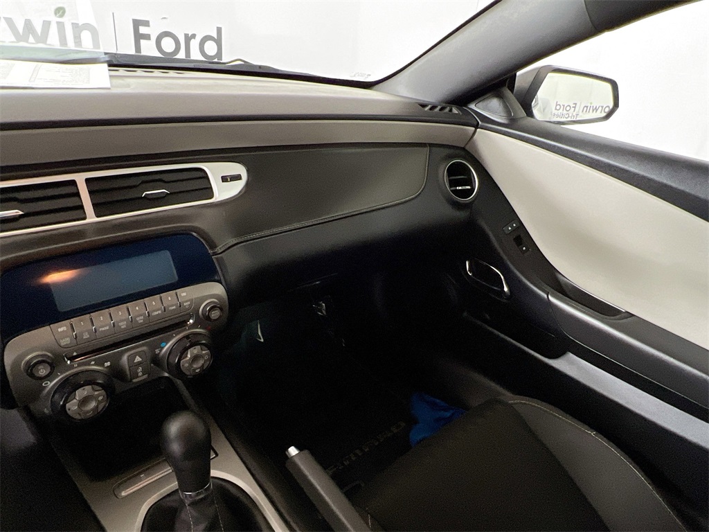 2014 Chevrolet Camaro 1LS photo 23