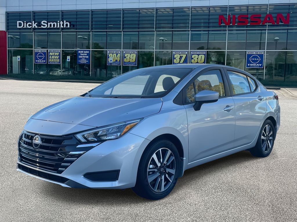 2025 Nissan Versa 1.6 SV photo 3