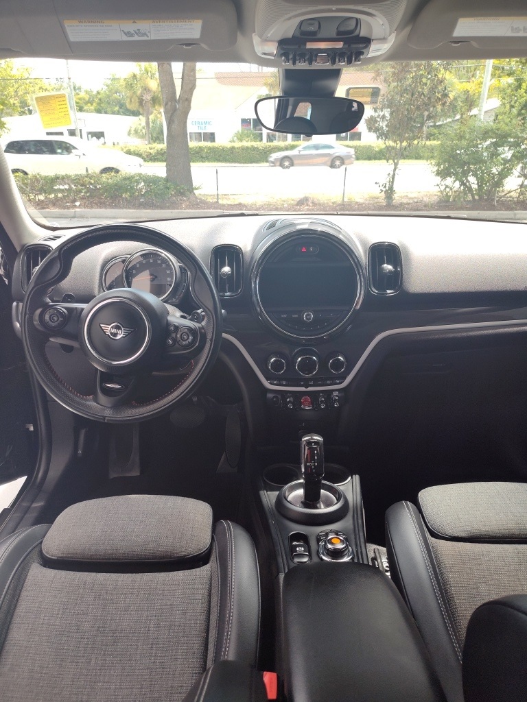 2020 Mini Cooper Signature photo 5