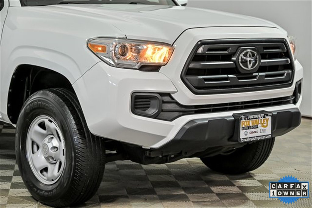 2019 Toyota Tacoma SR photo 3
