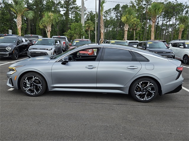 2025 Kia K5 GT-Line photo 3