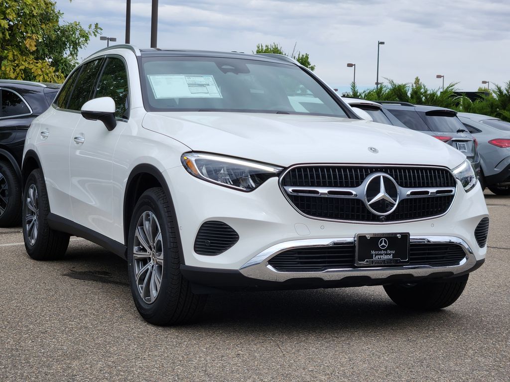 2026 Mercedes-Benz GLC Base's photo