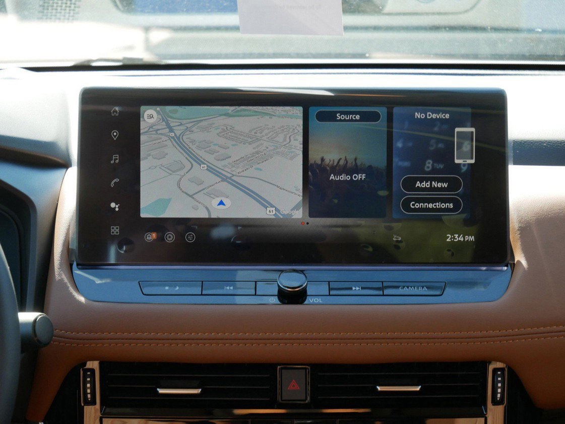 2026 Nissan Rogue Platinum photo 8