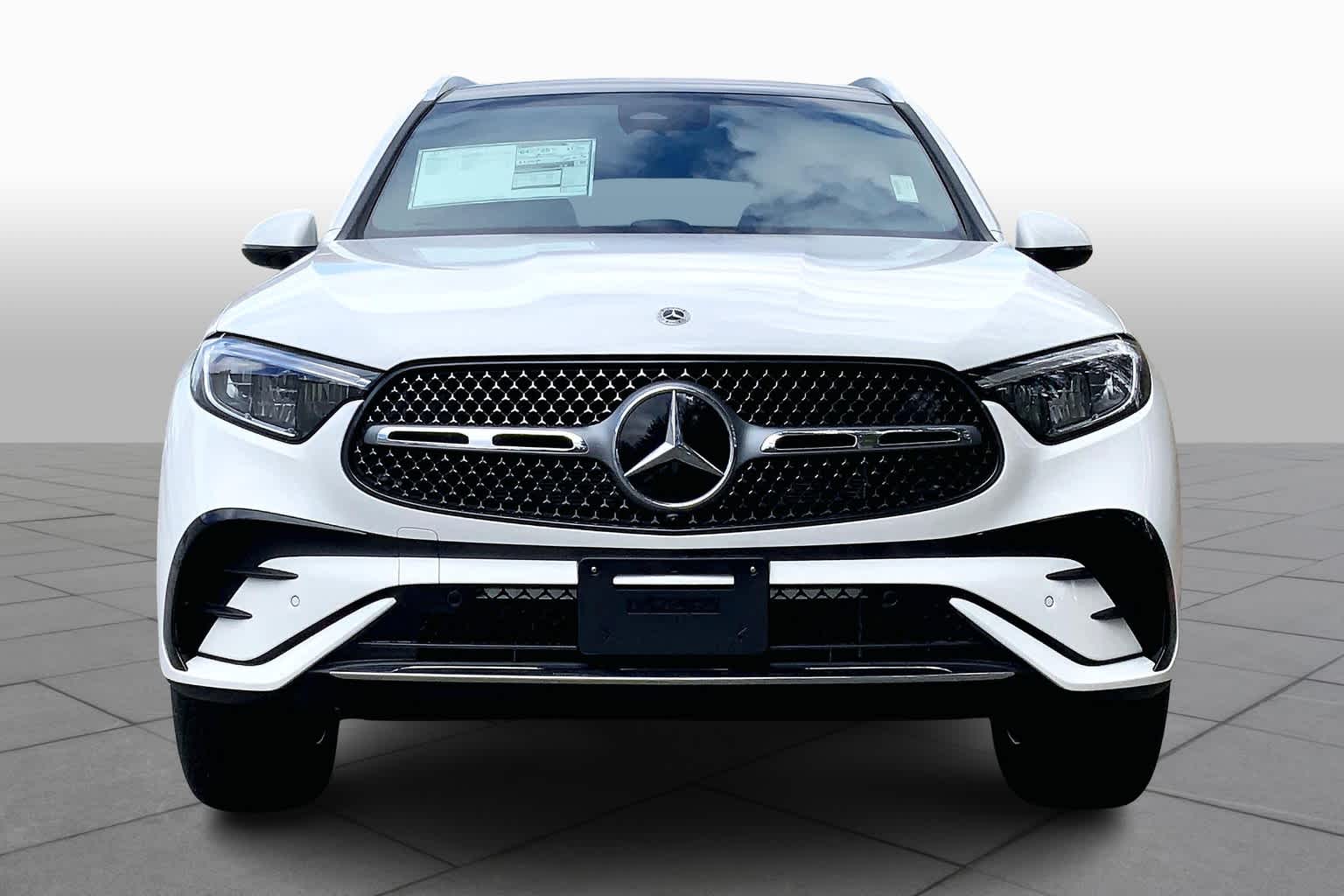 2025 Mercedes Benz GLC 350e 4MATIC photo 3