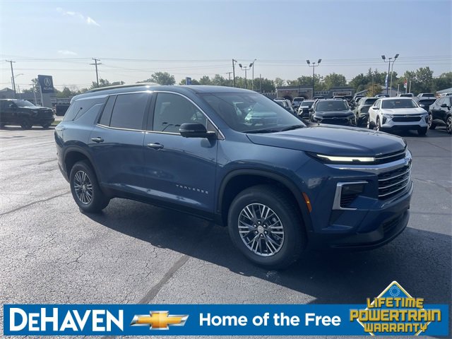 2026 Chevrolet Traverse photo 2