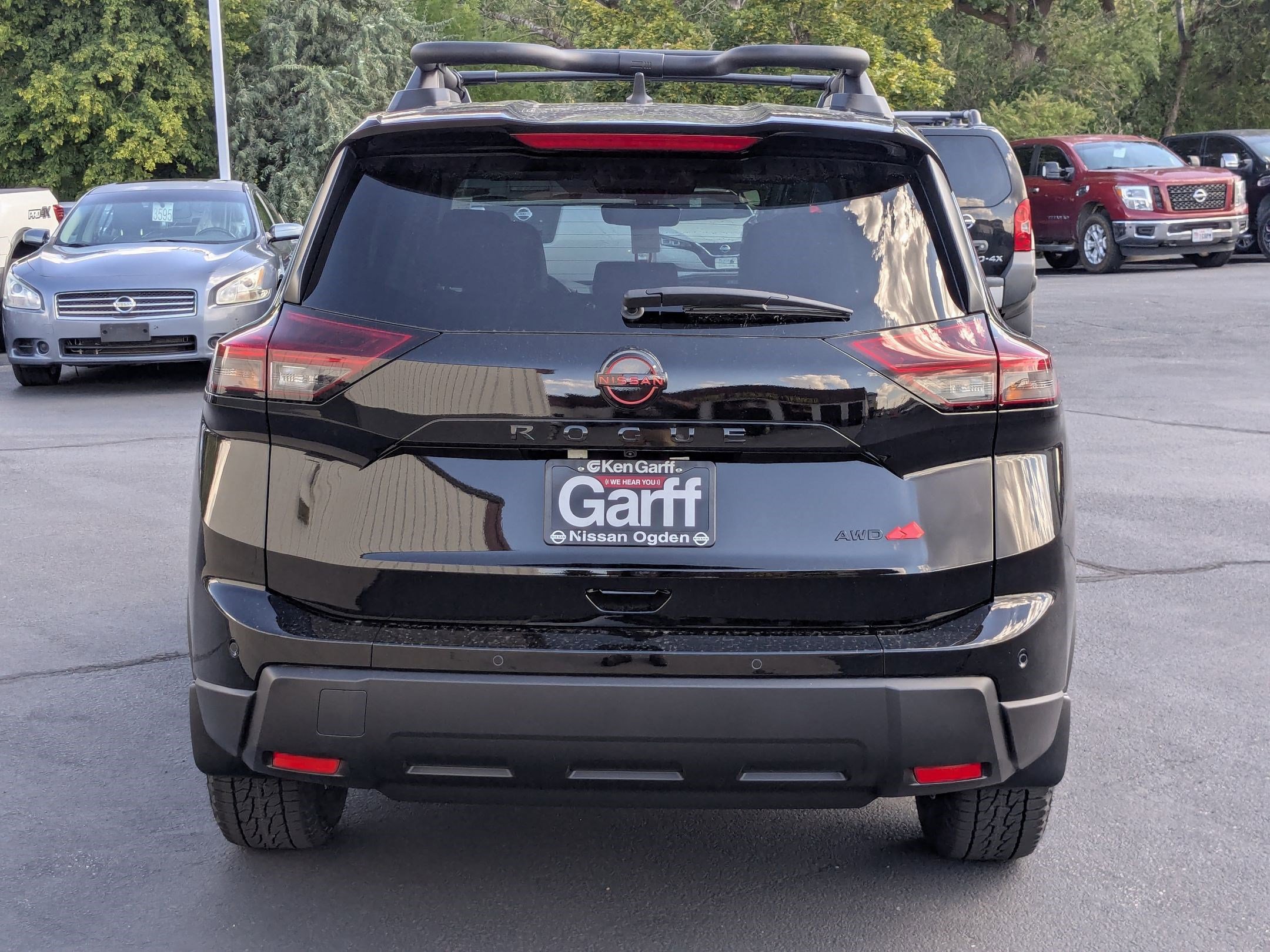 2026 Nissan Rogue SV photo 3