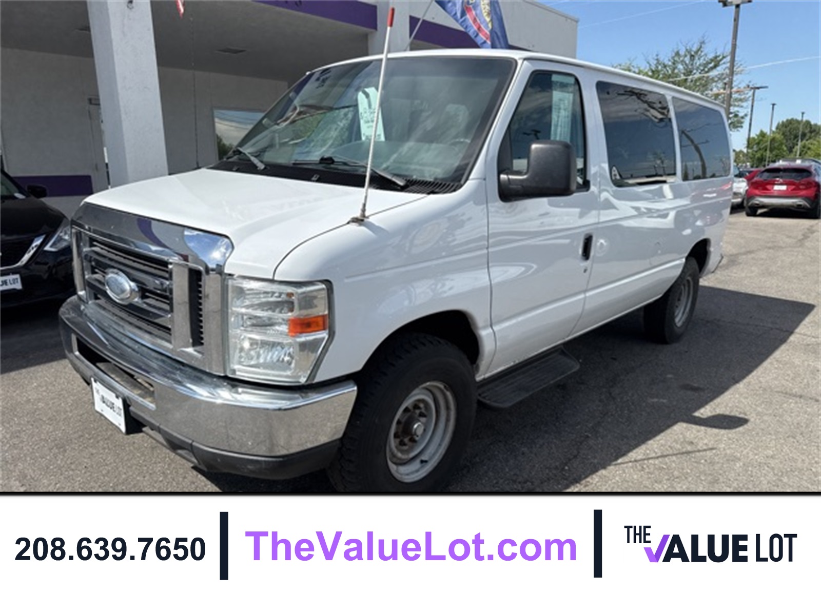 2014 Ford E-350 photo 8