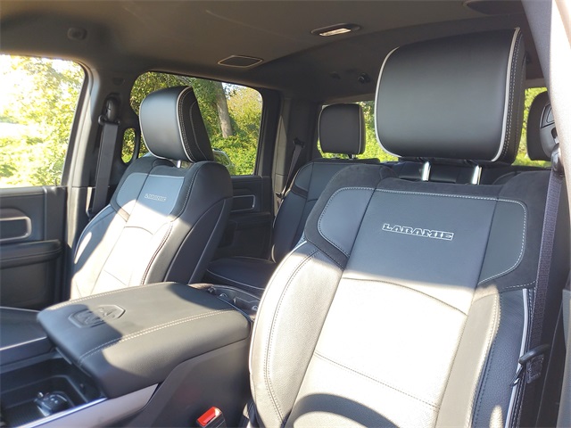 2025 Ram 3500 Laramie photo 15