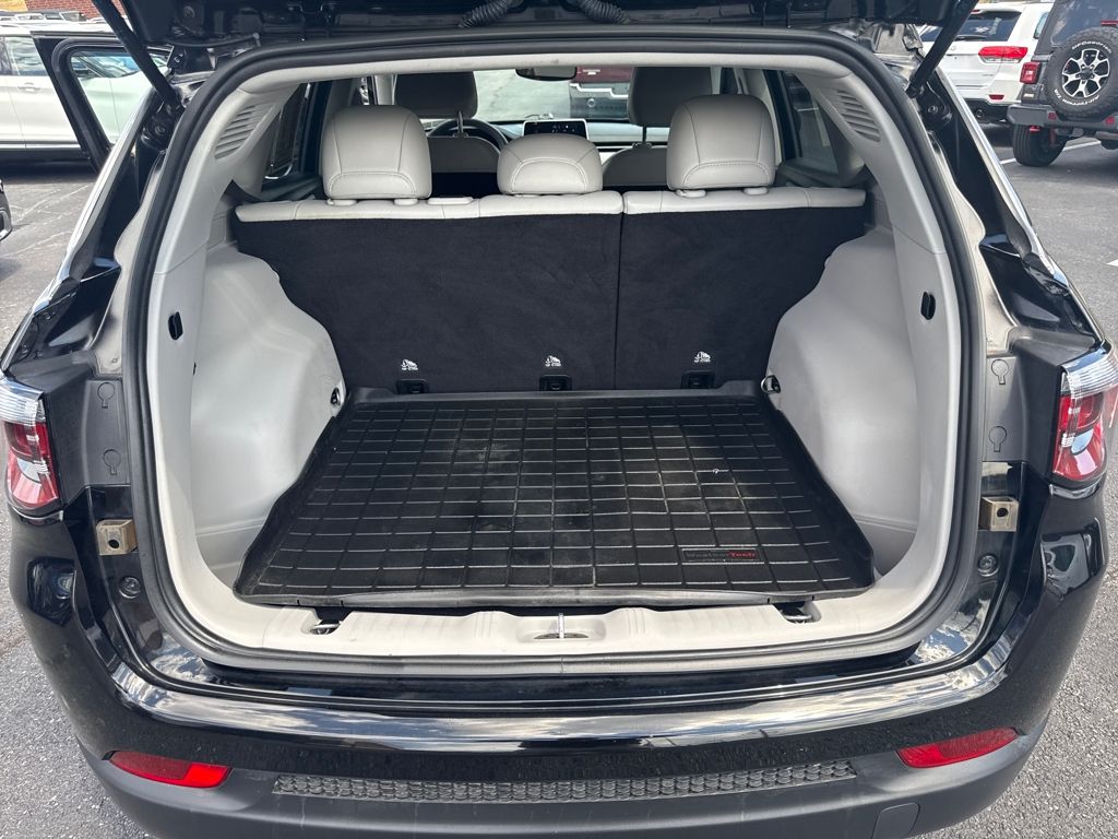 2022 Jeep Compass Latitude photo 19