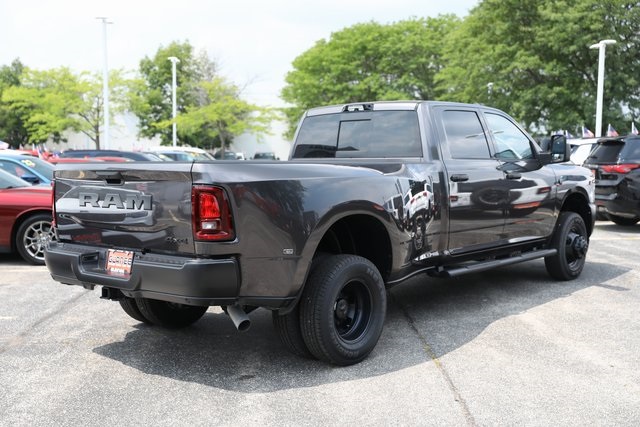 2025 Ram 3500 Tradesman photo 22