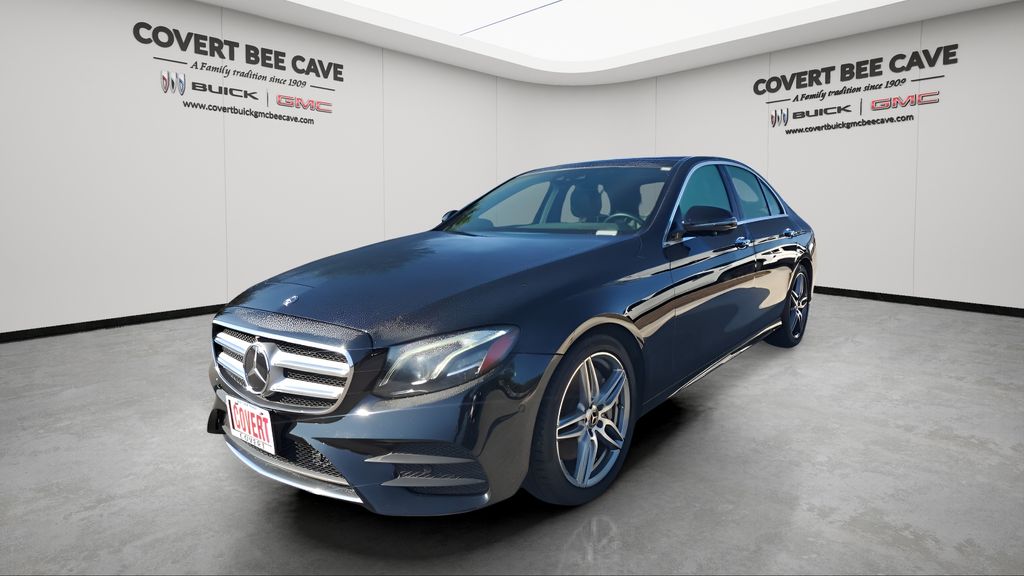 2018 Mercedes Benz E 400 4MATIC Sedan photo 3