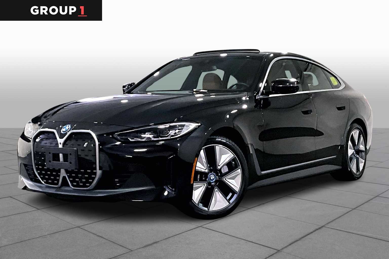 2023 BMW i4 40's photo