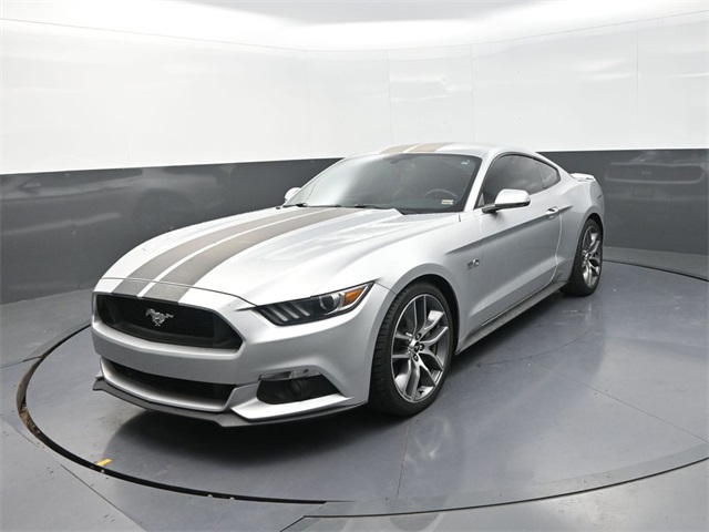 2016 Ford Mustang GT Premium photo 3