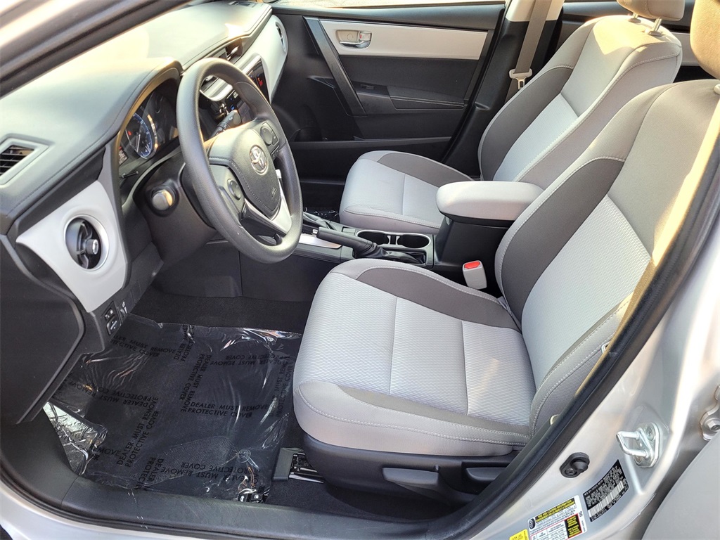 2018 Toyota Corolla L photo 13