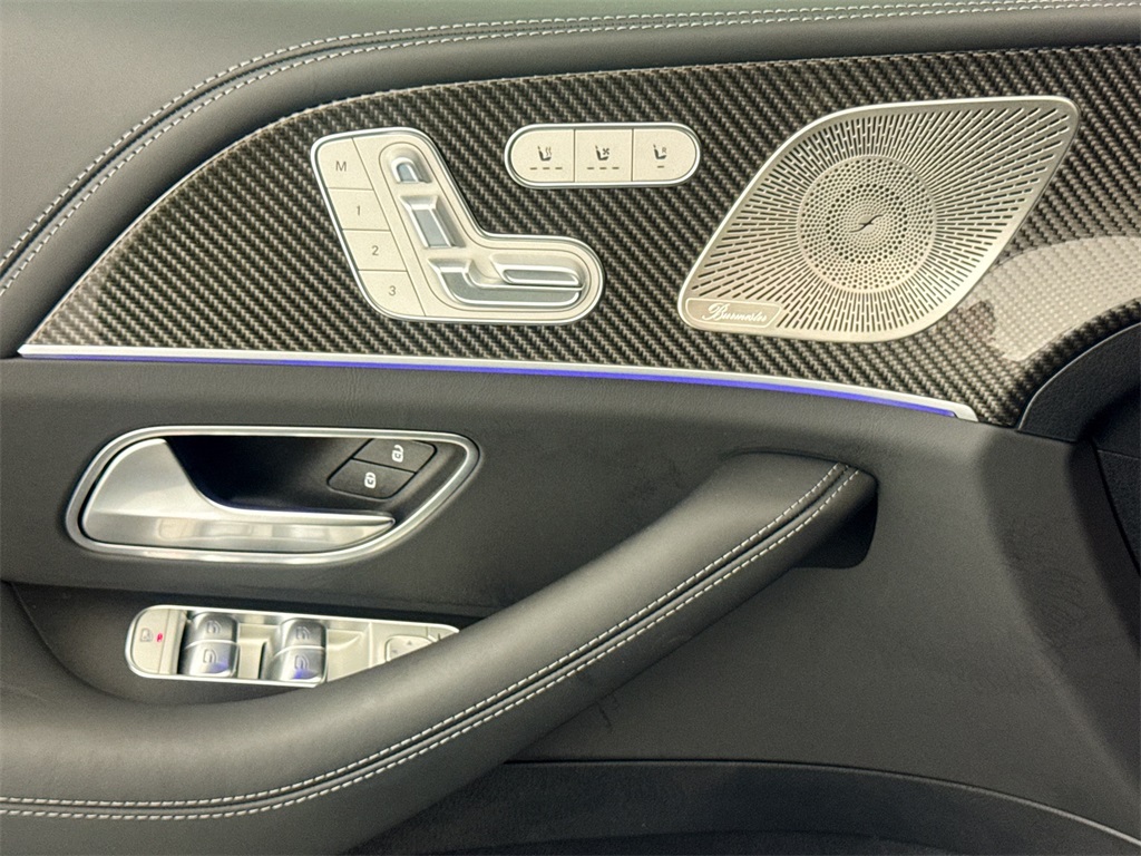 2025 Mercedes Benz GLS AMG 63 photo 15