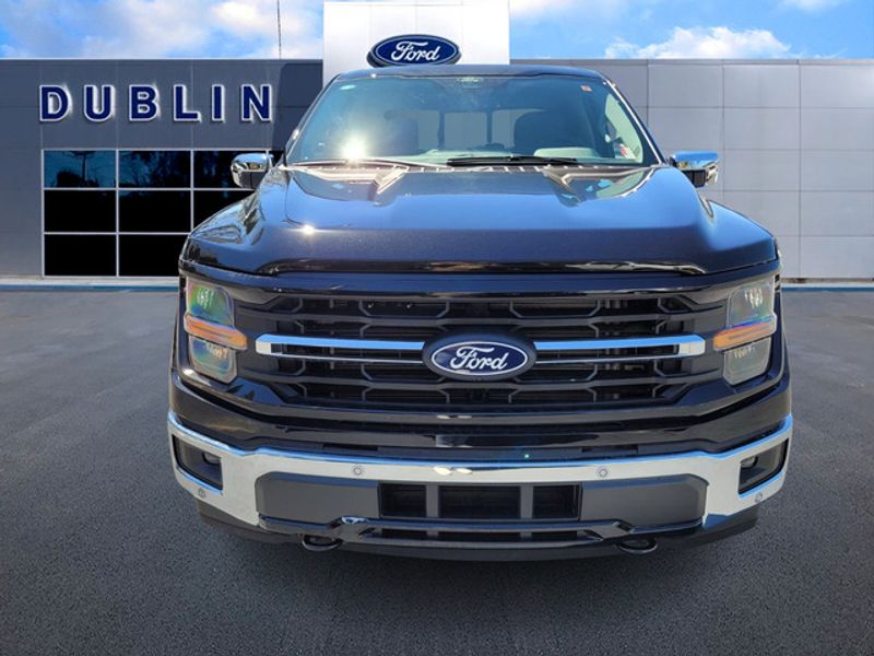 2025 Ford F-150 XLT photo 2