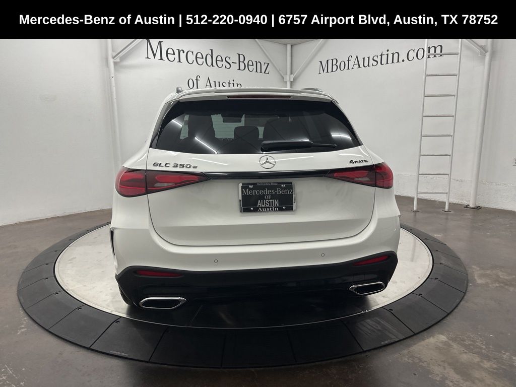 2026 Mercedes Benz GLC 350e 4MATIC photo 4