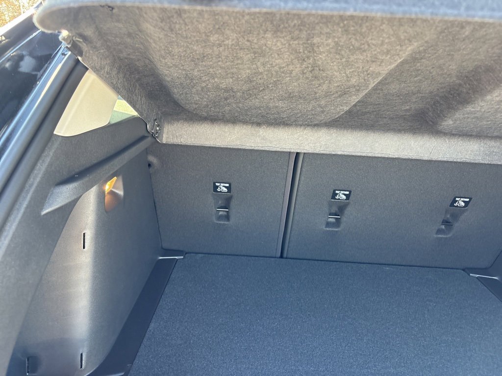 2025 Chevrolet Trax LT photo 4