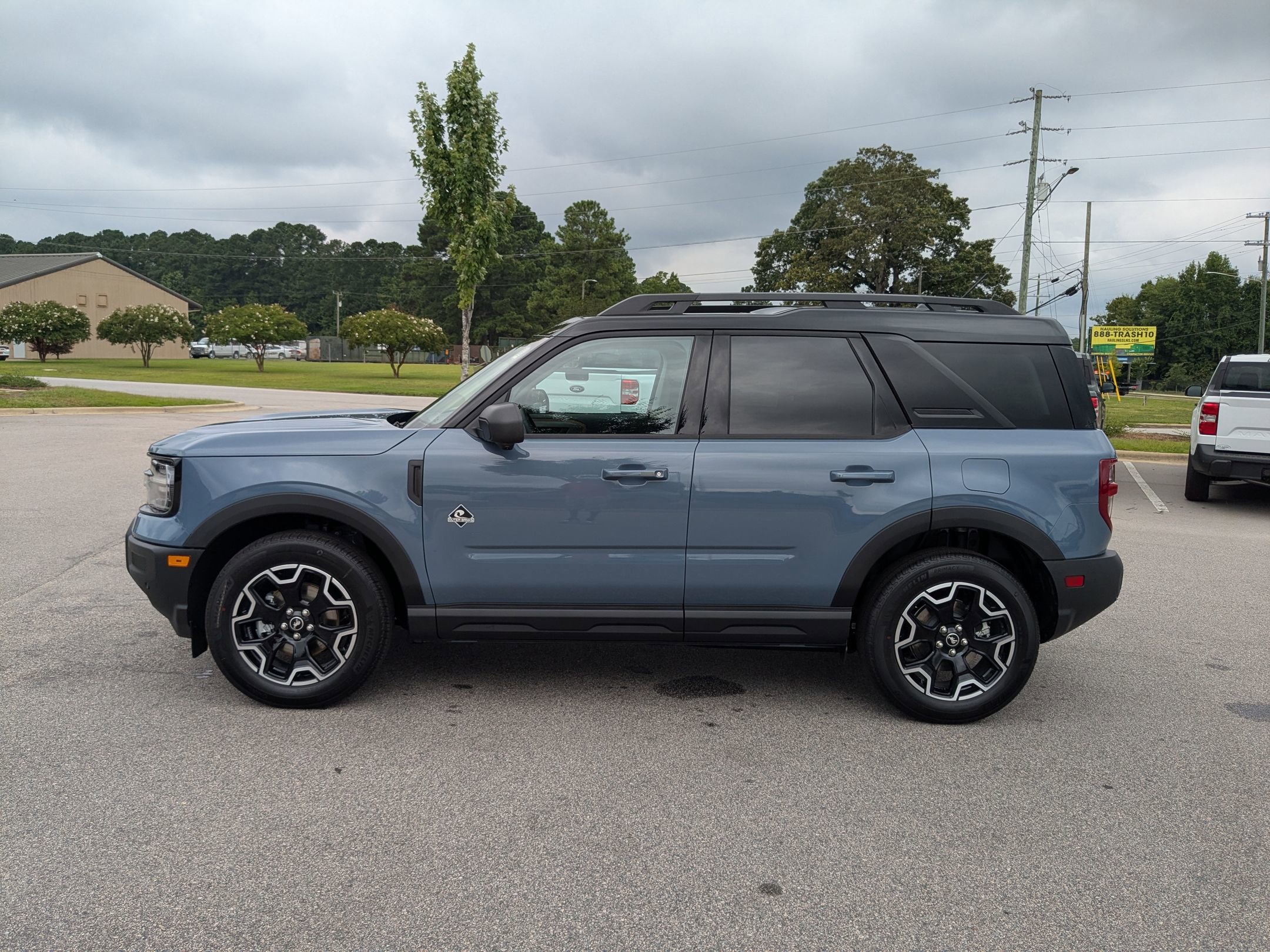 2025 Ford Bronco Sport Outer Banks photo 8