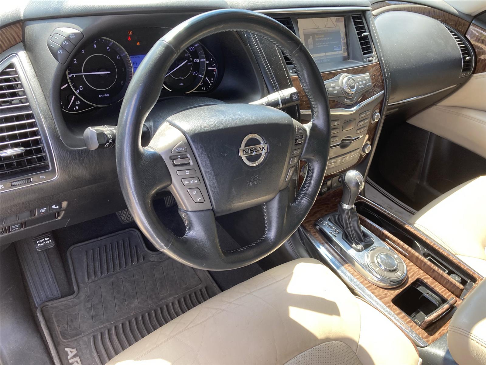 2017 Nissan Armada Platinum photo 9