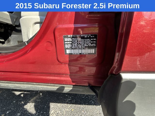 2015 Subaru Forester 2.5i Premium photo 15