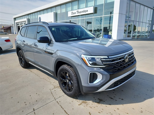 2026 Volkswagen Atlas Atlas Peak Edition's photo