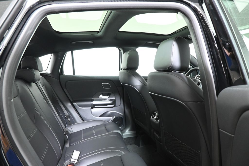 2025 Mercedes Benz GLA AMG 35 4MATIC photo 20