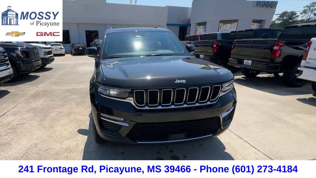 2024 Jeep Grand Cherokee Limited photo 3