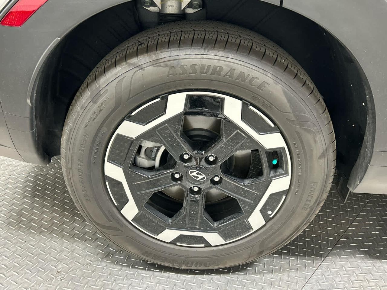 2025 Hyundai Santa Fe SEL photo 27
