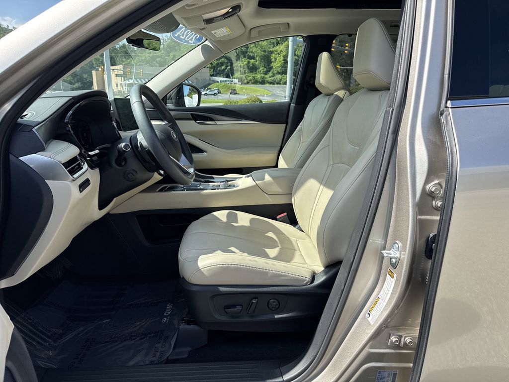 2024 Infiniti QX60 Luxe photo 8