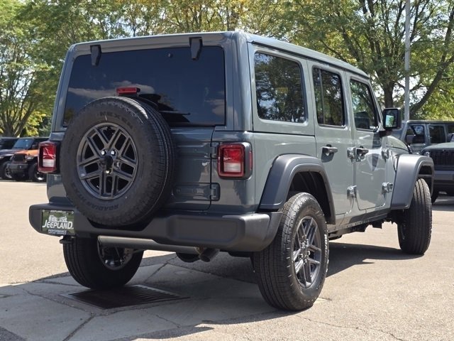 2025 Jeep Wrangler Sport S photo 22